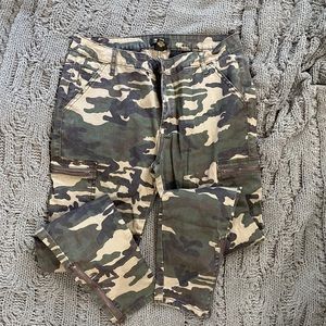 Forever 21 Army pants size 30